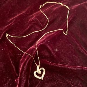 Diamond heart pendant necklace